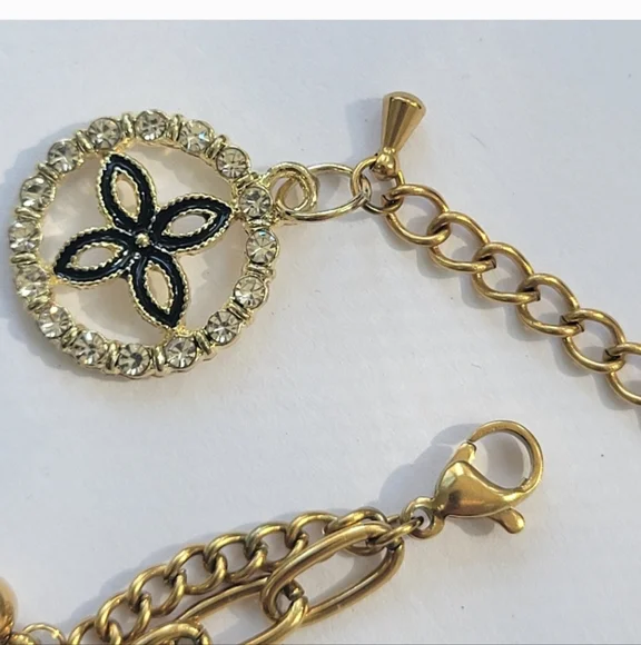 Louis Vuitton zipper pull on unbranded charm bracelet New - Picture 3 of 7